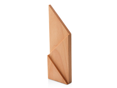 Награда из бука "Monolith"